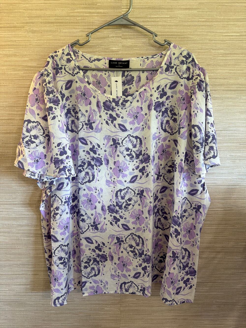 Lane Bryant Women's Lavender Floral Short sleeve blouse Size 24 NWT